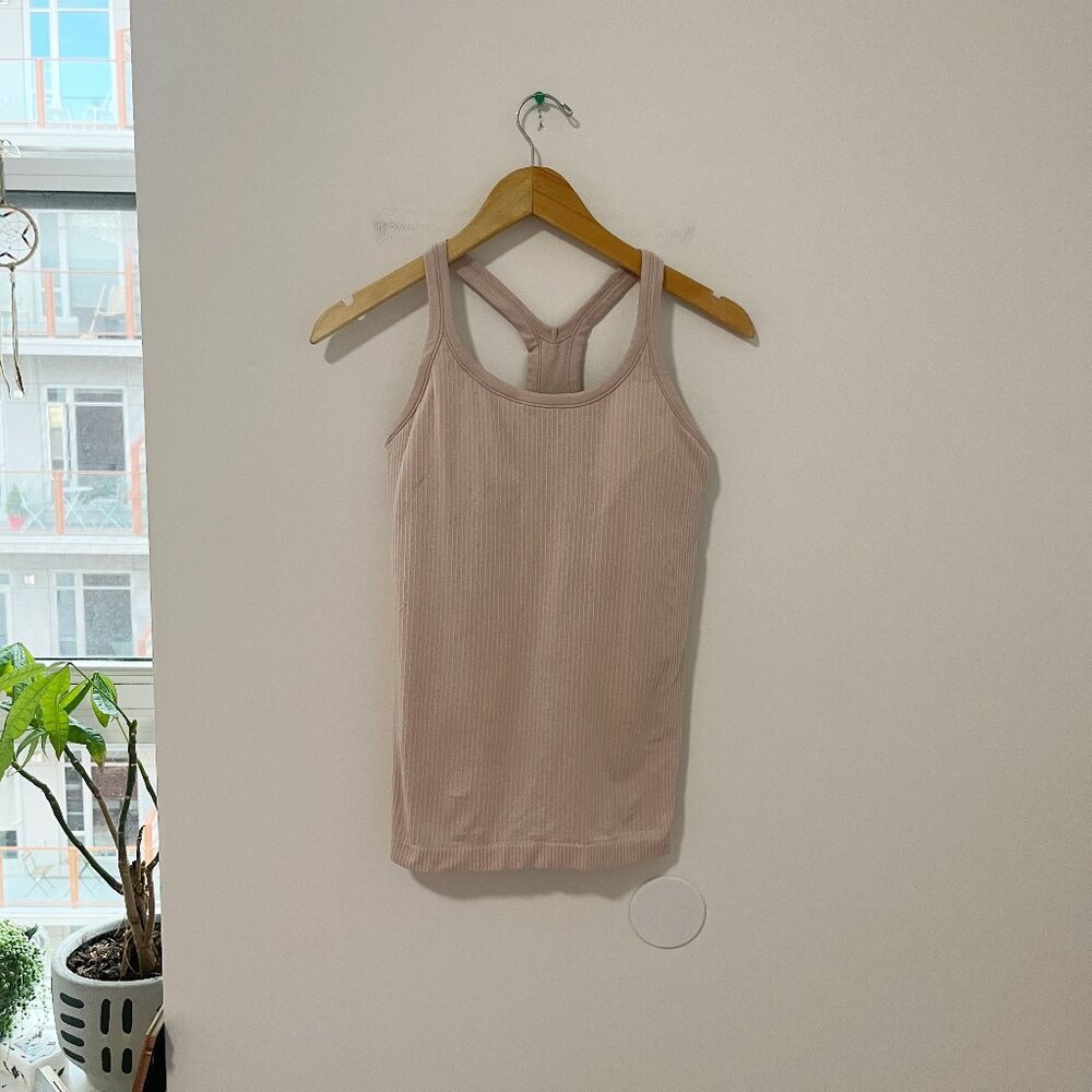 Lululemon Light Pink Ribbed Racerback Workout Tank Size 6